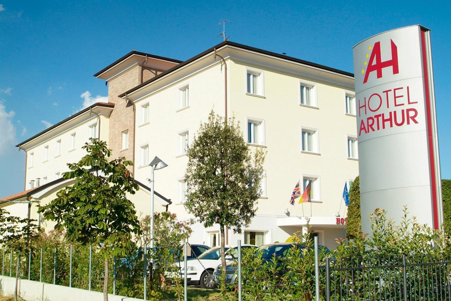Hotel Arthur Solignano Nuovo Exterior foto